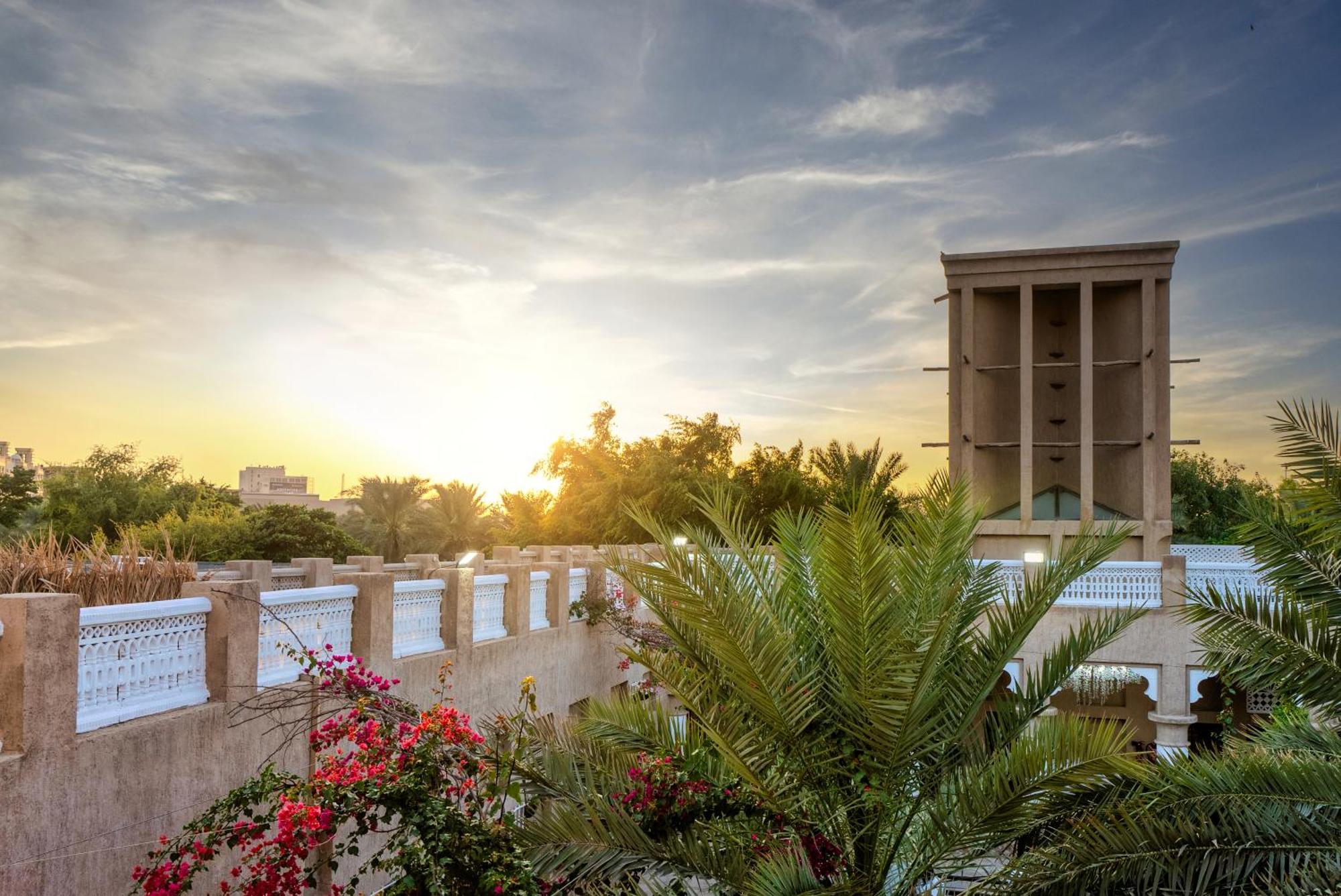 Arabian Boutique Hotel Dubai Bagian luar foto