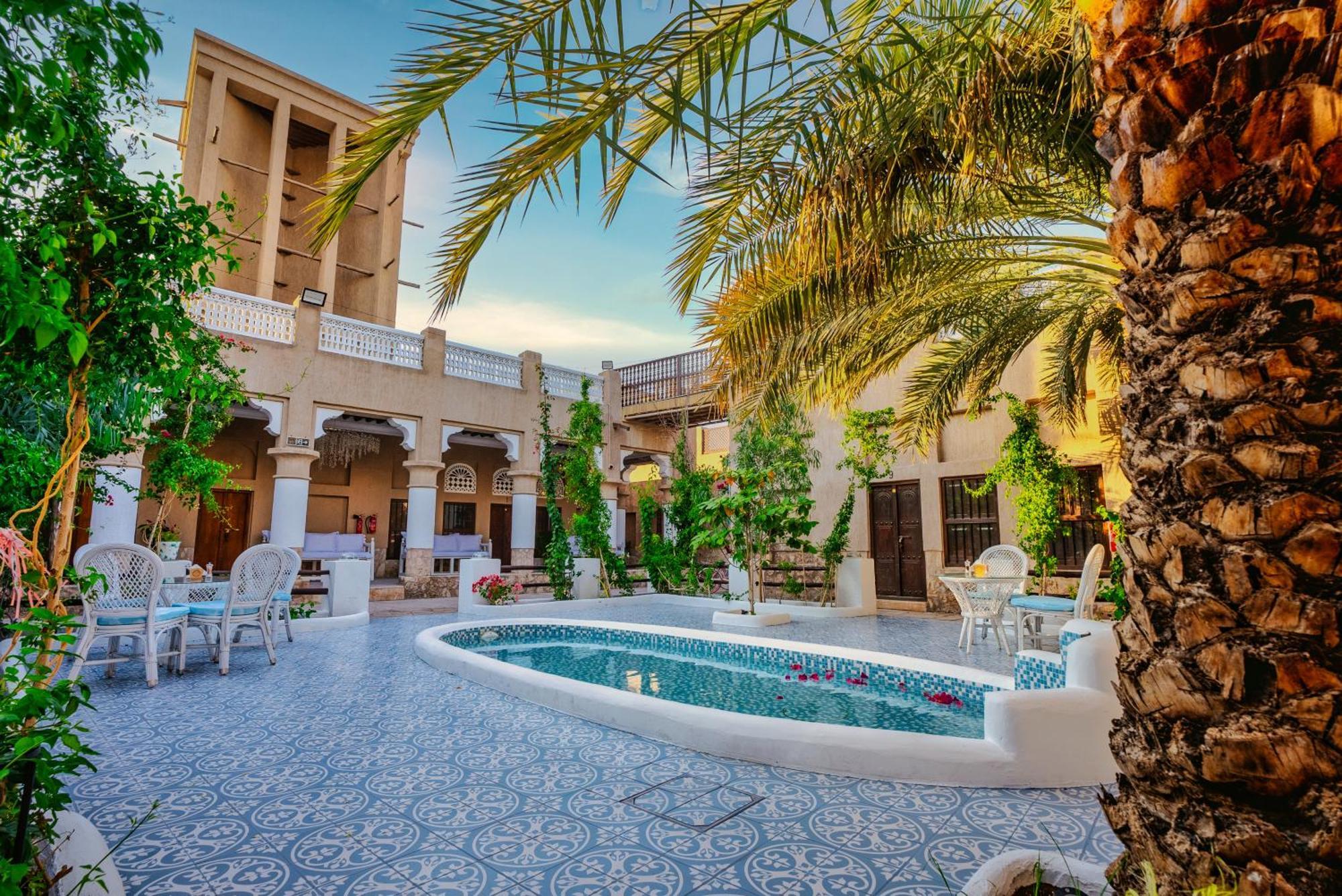 Arabian Boutique Hotel Dubai Bagian luar foto